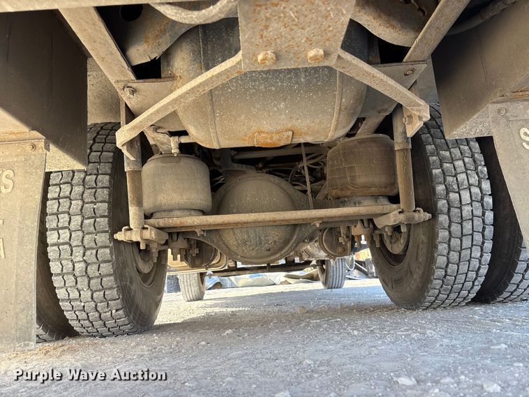 image for item FG2814 2016 Hino 268 utility / service truck