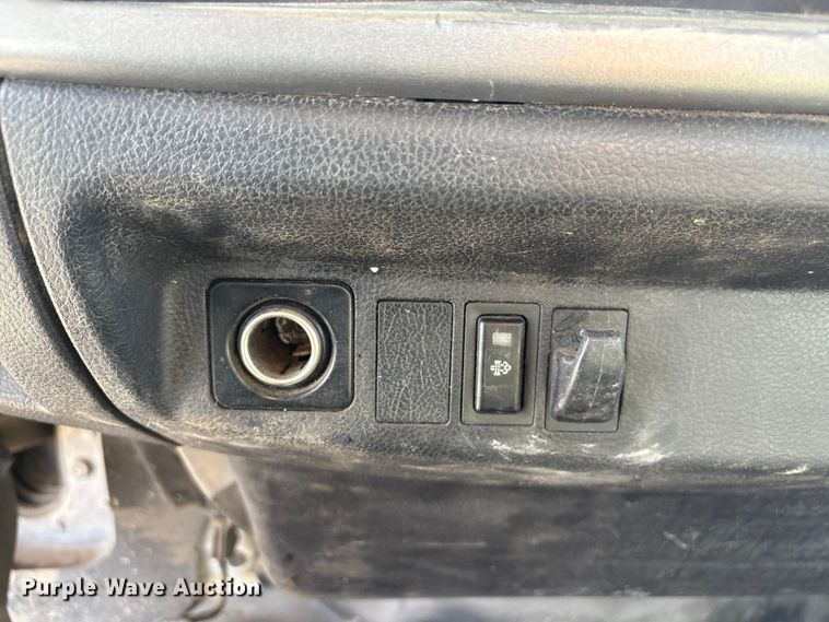 image for item FG2814 2016 Hino 268 utility / service truck