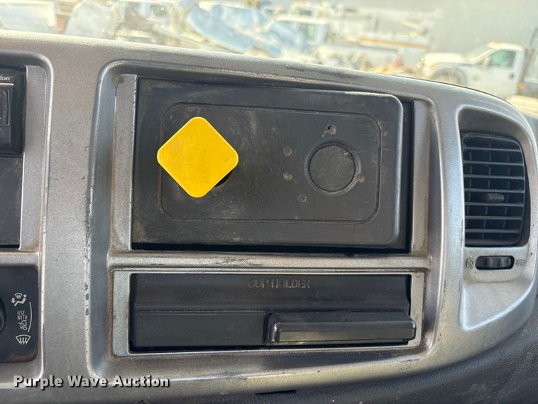 image for item FG2814 2016 Hino 268 utility / service truck