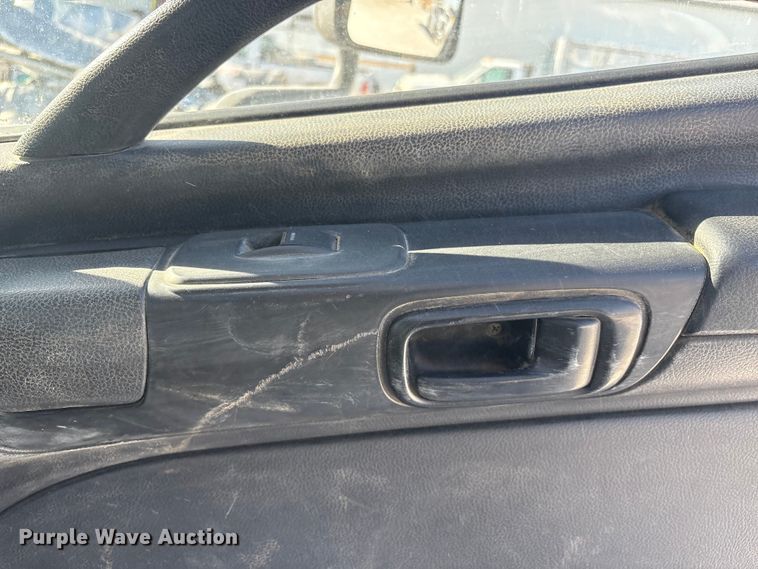 image for item FG2814 2016 Hino 268 utility / service truck