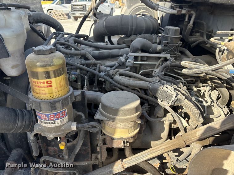 image for item FG2814 2016 Hino 268 utility / service truck