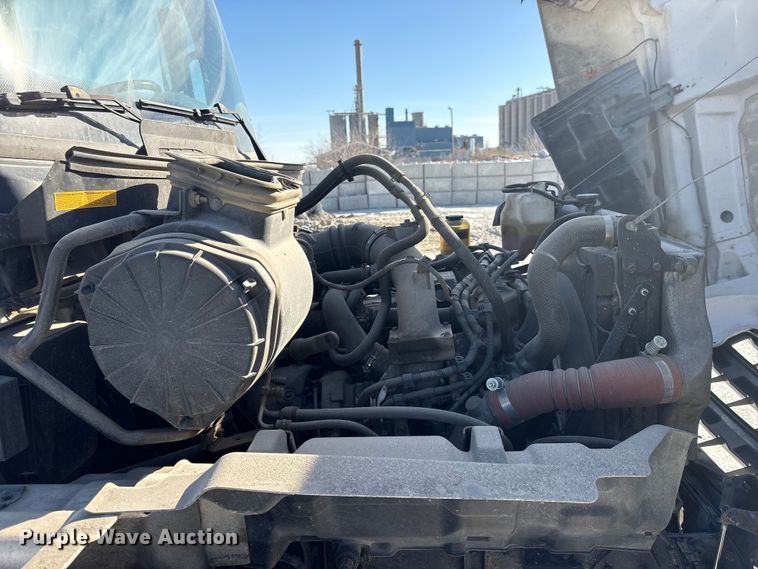 image for item FG2814 2016 Hino 268 utility / service truck