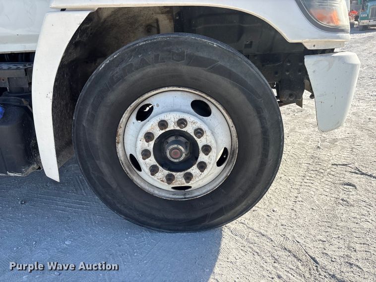 image for item FG2814 2016 Hino 268 utility / service truck