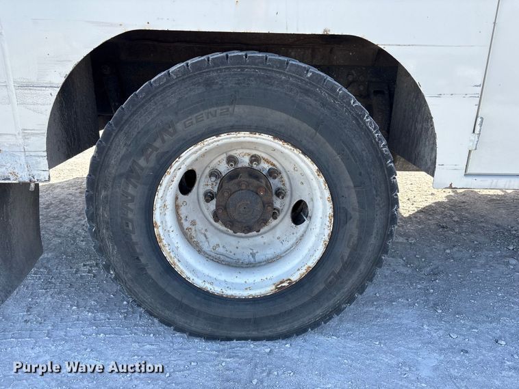 image for item FG2814 2016 Hino 268 utility / service truck