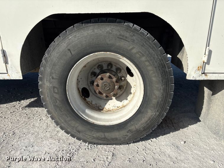 image for item FG2814 2016 Hino 268 utility / service truck