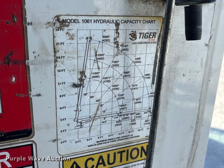 image for item FG2814 2016 Hino 268 utility / service truck