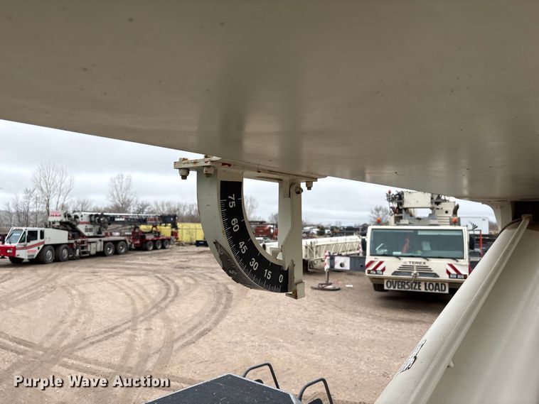 image for item FG2817 1999 Terex RT450 crane