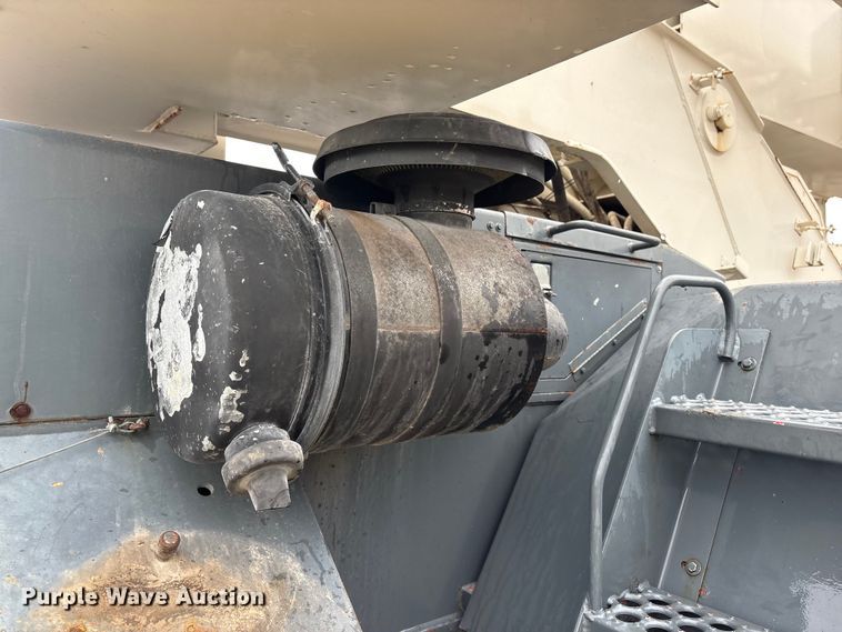 image for item FG2817 1999 Terex RT450 crane