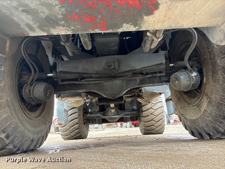 image for item FG2817 1999 Terex RT450 crane