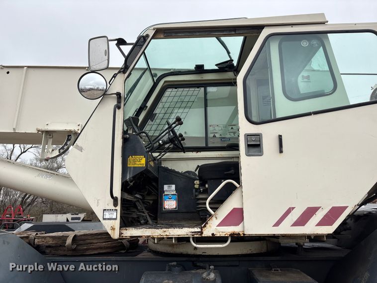 image for item FG2817 1999 Terex RT450 crane