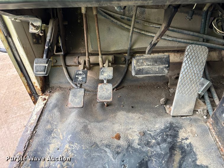 image for item FG2817 1999 Terex RT450 crane