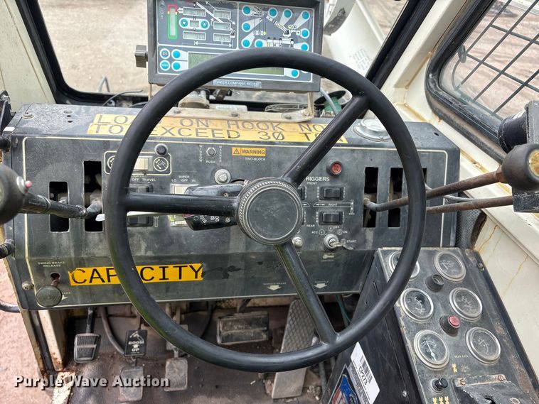 image for item FG2817 1999 Terex RT450 crane