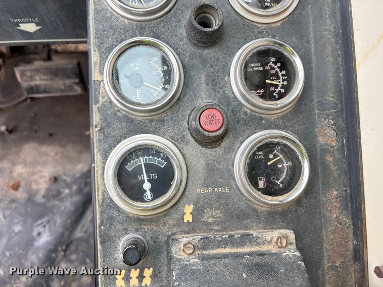 image for item FG2817 1999 Terex RT450 crane