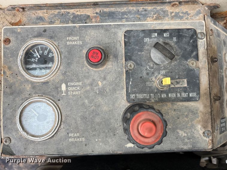 image for item FG2817 1999 Terex RT450 crane