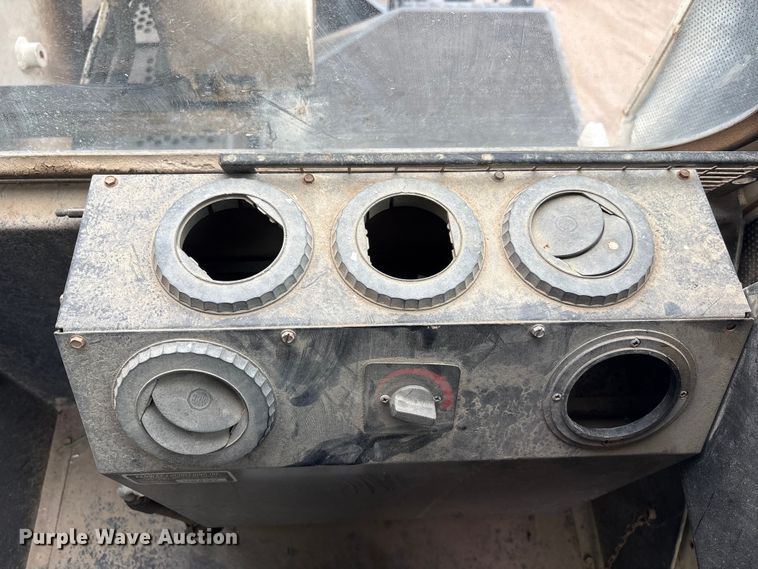 image for item FG2817 1999 Terex RT450 crane