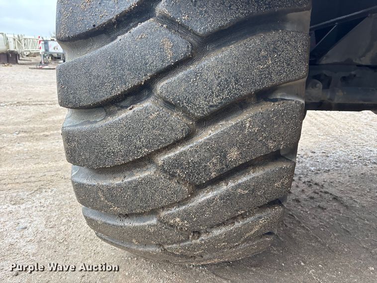 image for item FG2817 1999 Terex RT450 crane