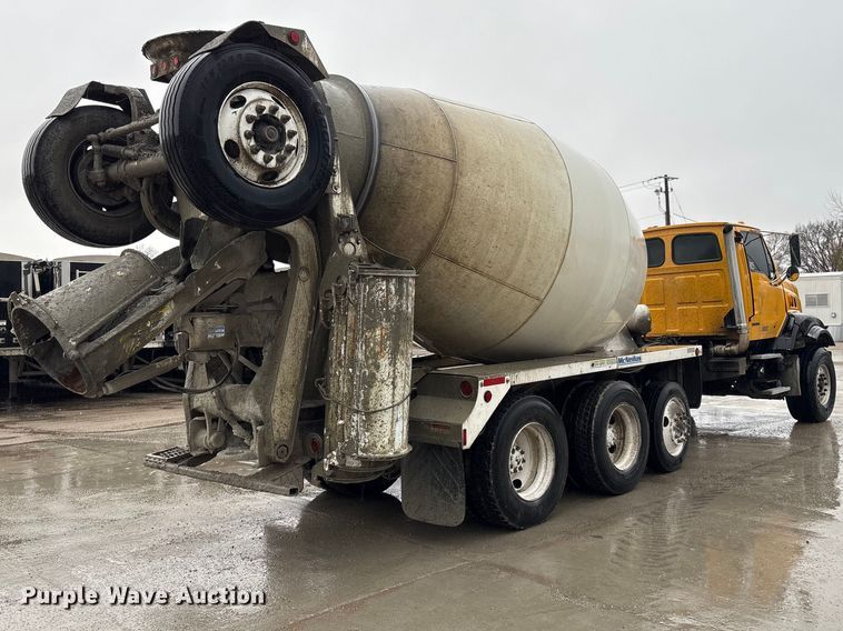 image for item FG2824 1999 Sterling L9511 ready mix truck