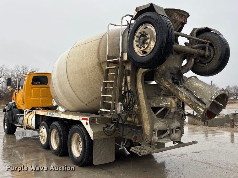 image for item FG2824 1999 Sterling L9511 ready mix truck