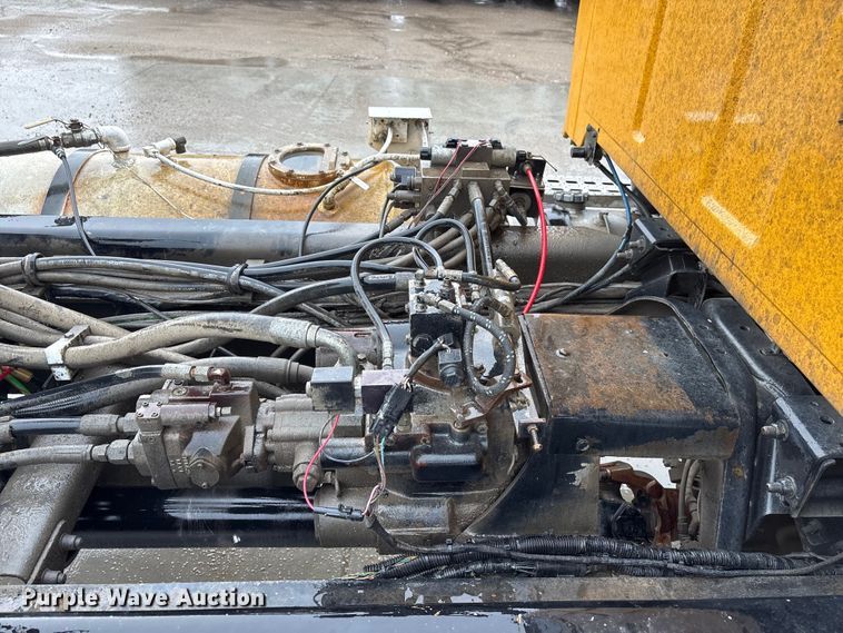 image for item FG2824 1999 Sterling L9511 ready mix truck