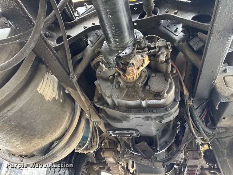 image for item FG2824 1999 Sterling L9511 ready mix truck