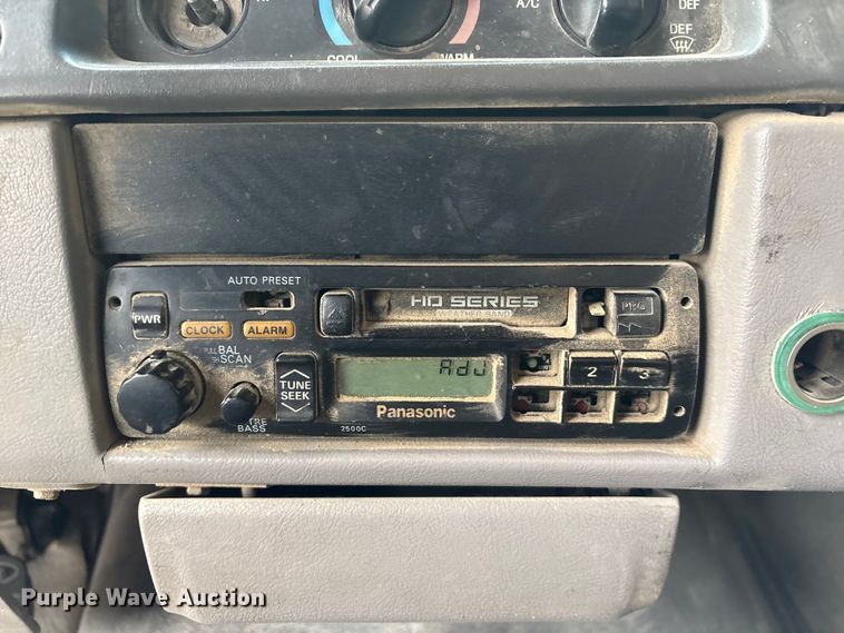 image for item FG2824 1999 Sterling L9511 ready mix truck