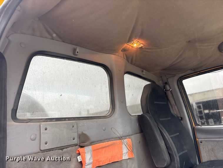 image for item FG2824 1999 Sterling L9511 ready mix truck