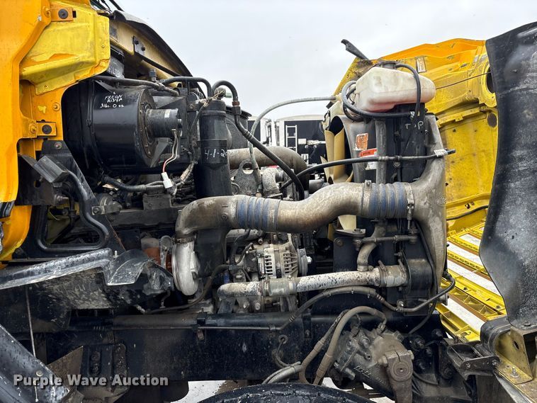 image for item FG2824 1999 Sterling L9511 ready mix truck