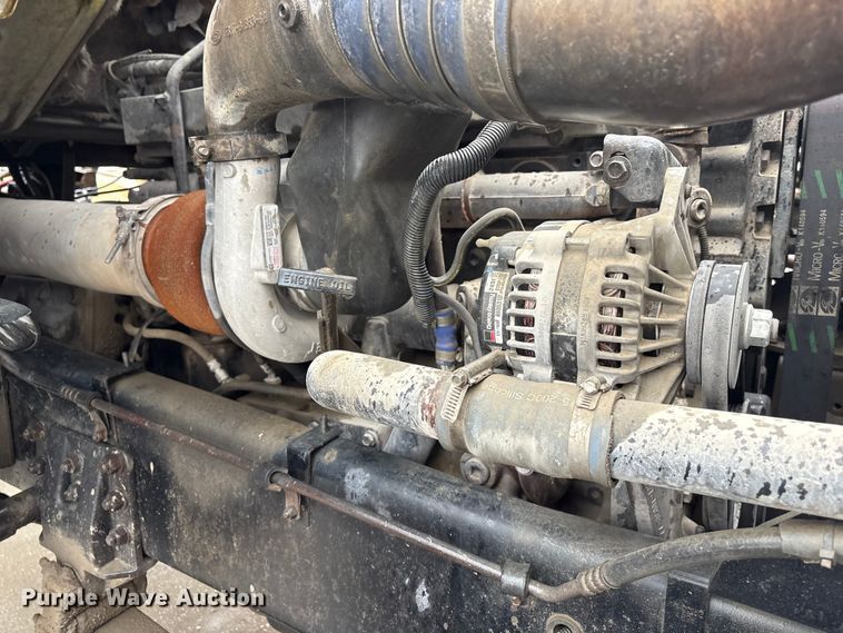 image for item FG2824 1999 Sterling L9511 ready mix truck