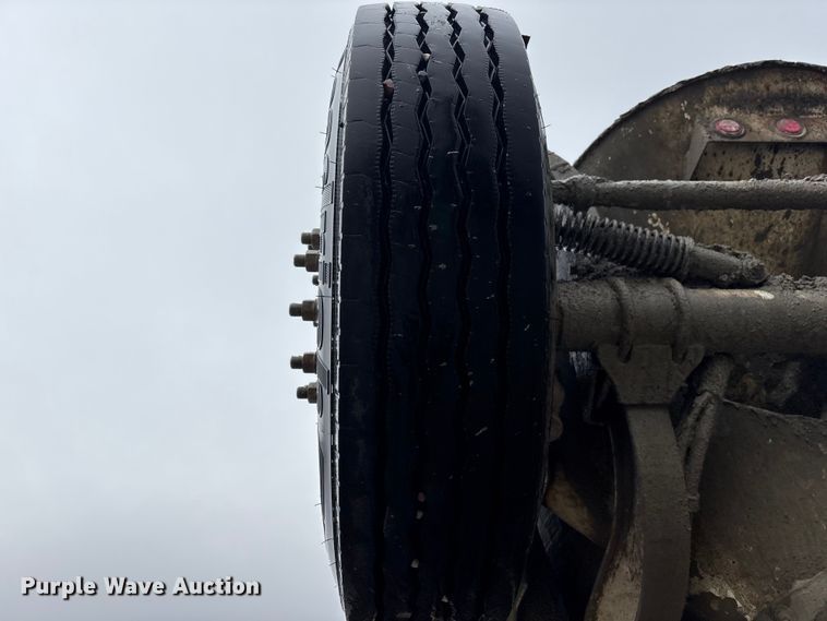 image for item FG2824 1999 Sterling L9511 ready mix truck