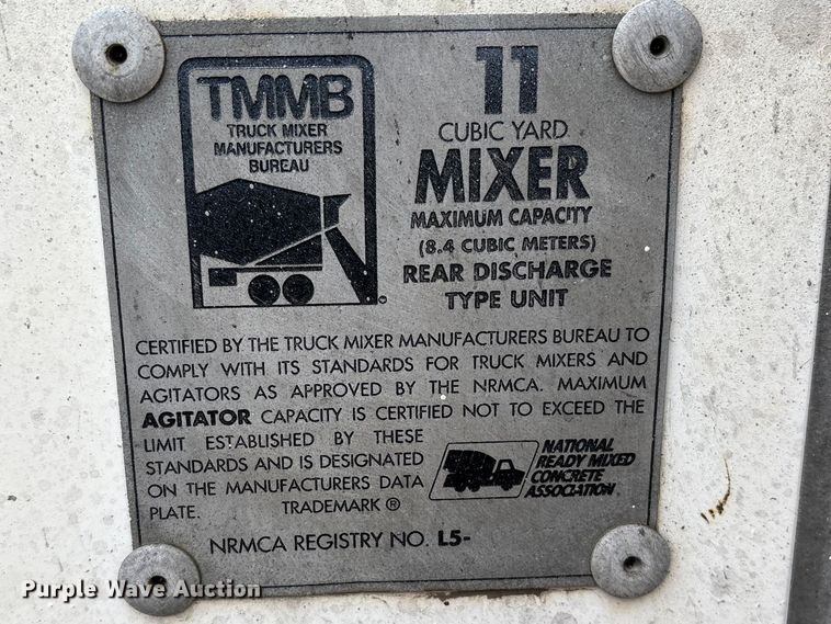 image for item FG2824 1999 Sterling L9511 ready mix truck