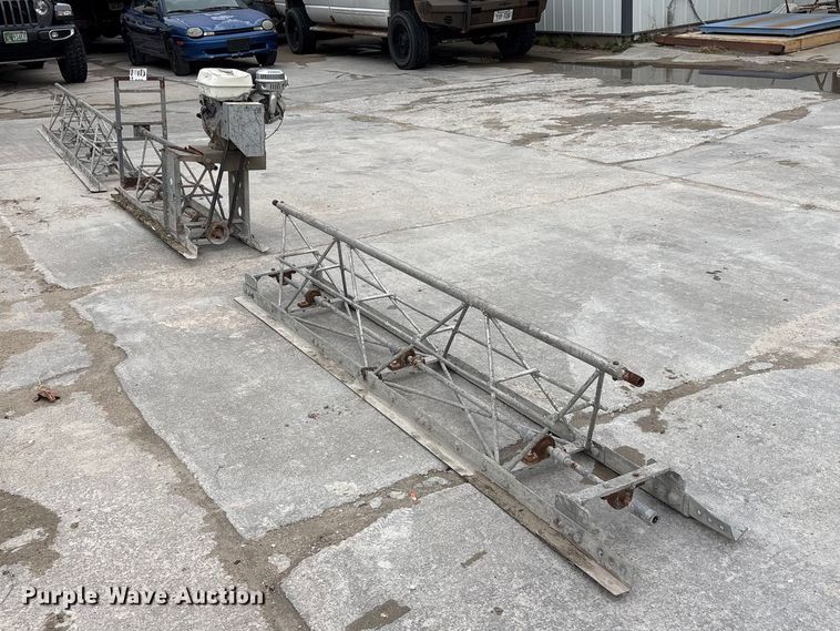 image for item FG2828 Concrete screed