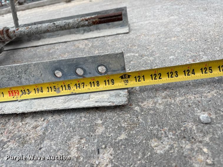 image for item FG2828 Concrete screed