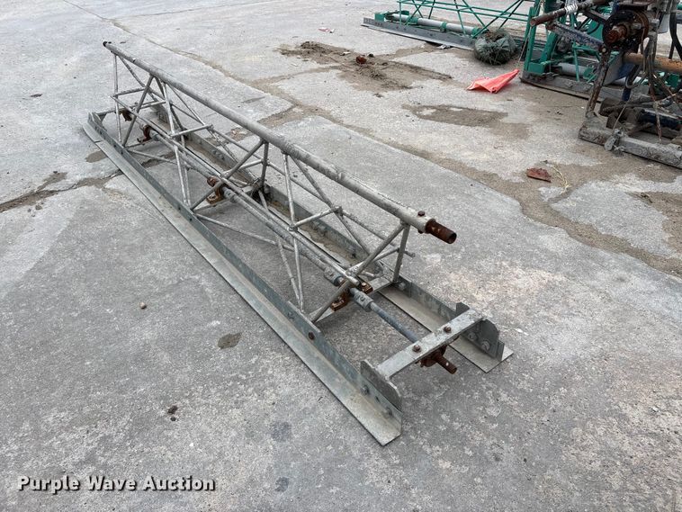 image for item FG2828 Concrete screed