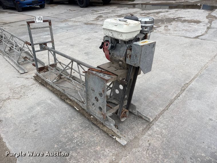 image for item FG2828 Concrete screed