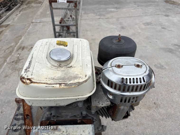 image for item FG2828 Concrete screed