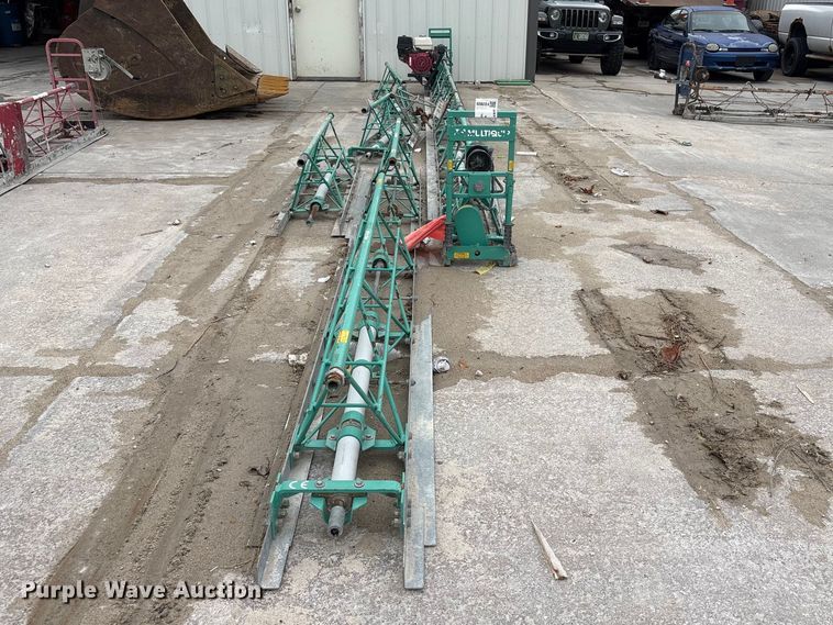 image for item FG2829 Multiquip concrete screed