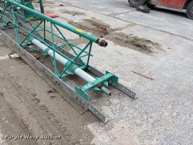 image for item FG2829 Multiquip concrete screed