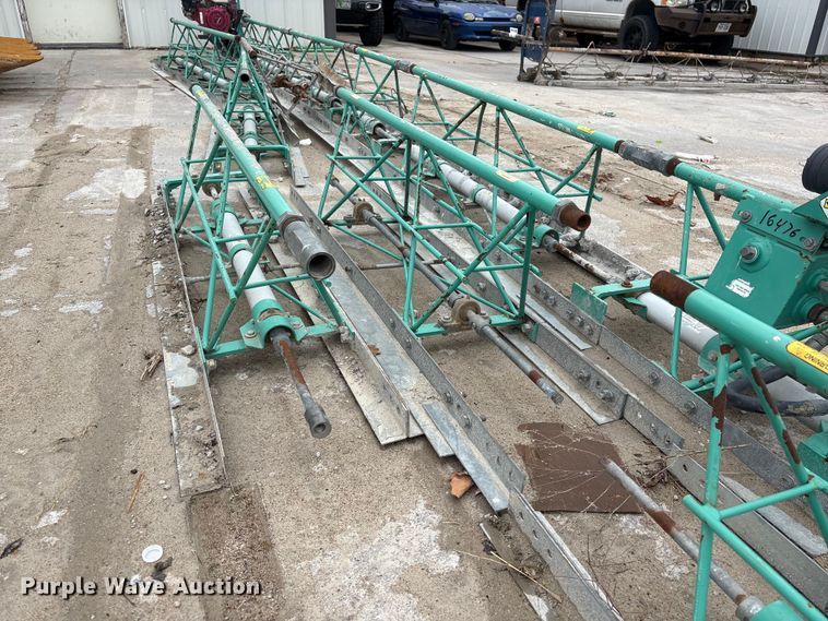 image for item FG2829 Multiquip concrete screed