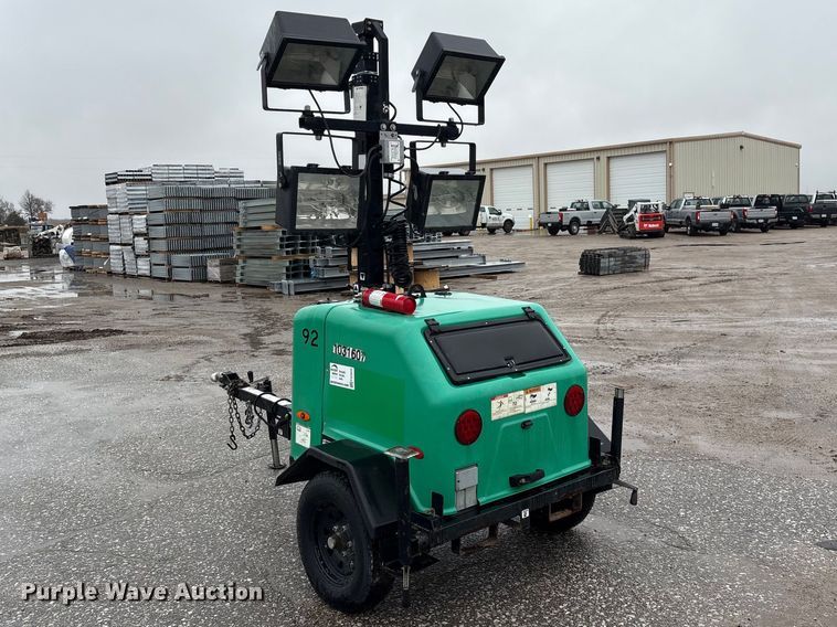 image for item FG2833 2017 Terex RL4 light plant