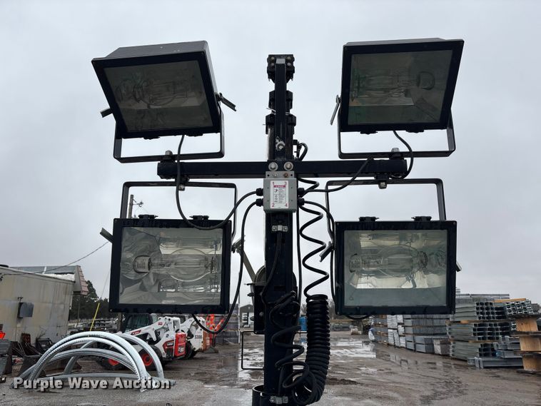 image for item FG2833 2017 Terex RL4 light plant