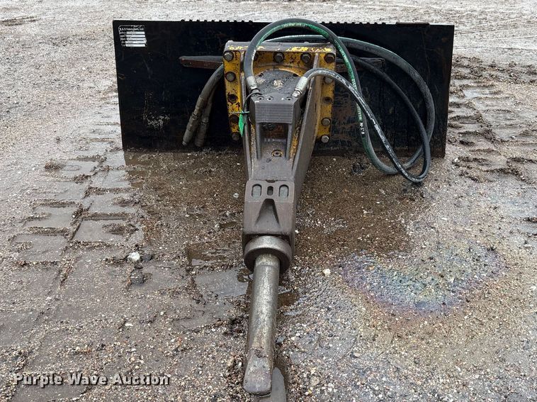 image for item FG2834 2014 B&D Fabricators SBC-410 skid steer breaker