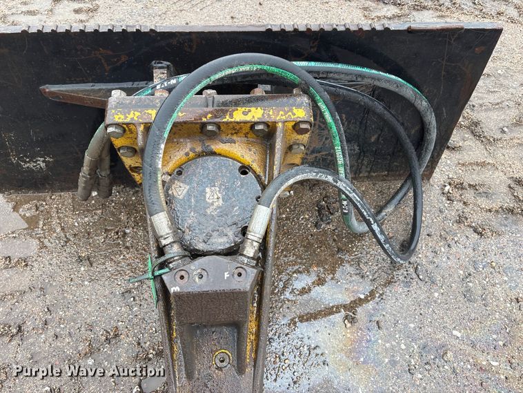 image for item FG2834 2014 B&D Fabricators SBC-410 skid steer breaker