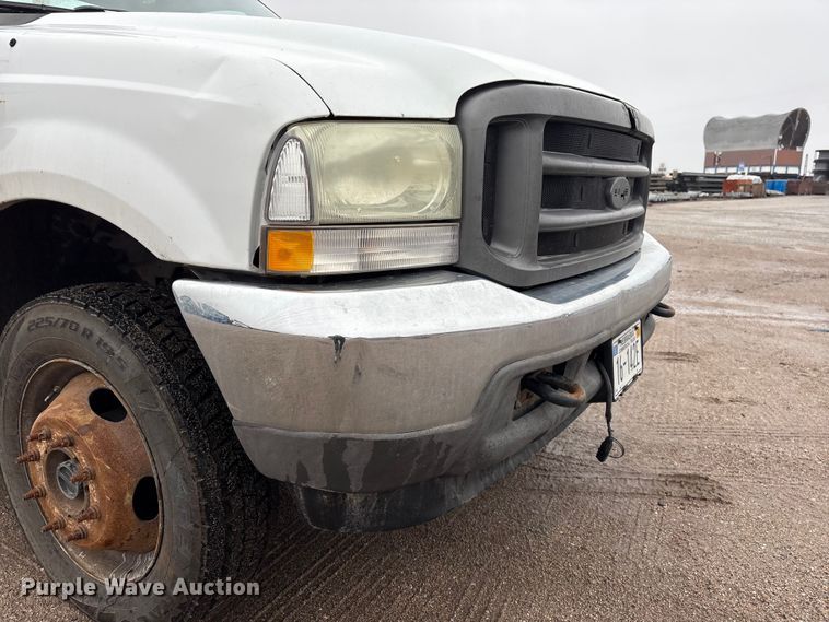 image for item FG2839 2003 Ford F550 bucket truck