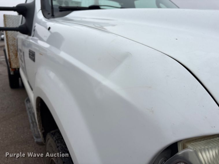 image for item FG2839 2003 Ford F550 bucket truck