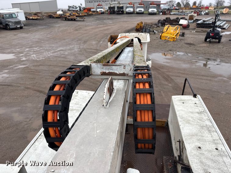 image for item FG2839 2003 Ford F550 bucket truck