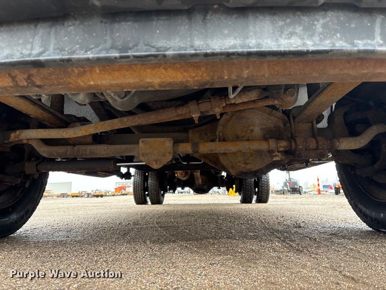 image for item FG2839 2003 Ford F550 bucket truck