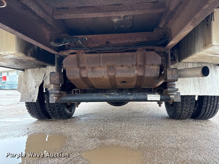 image for item FG2839 2003 Ford F550 bucket truck