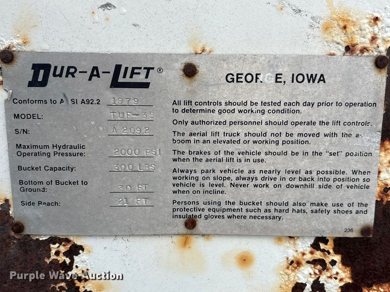 image for item FG2839 2003 Ford F550 bucket truck