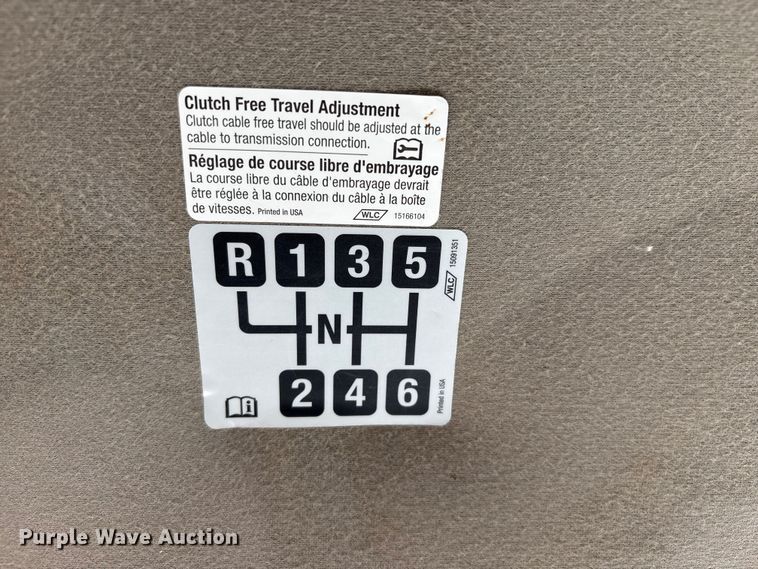 image for item FG2872 2006 GMC C6500 flatbed truck