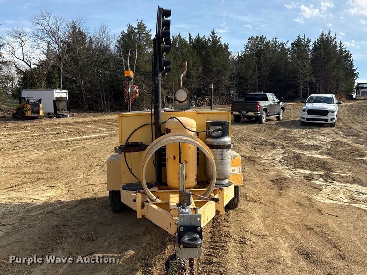 image for item FG2873 1999 Vermac F-101KP manhole support trailer